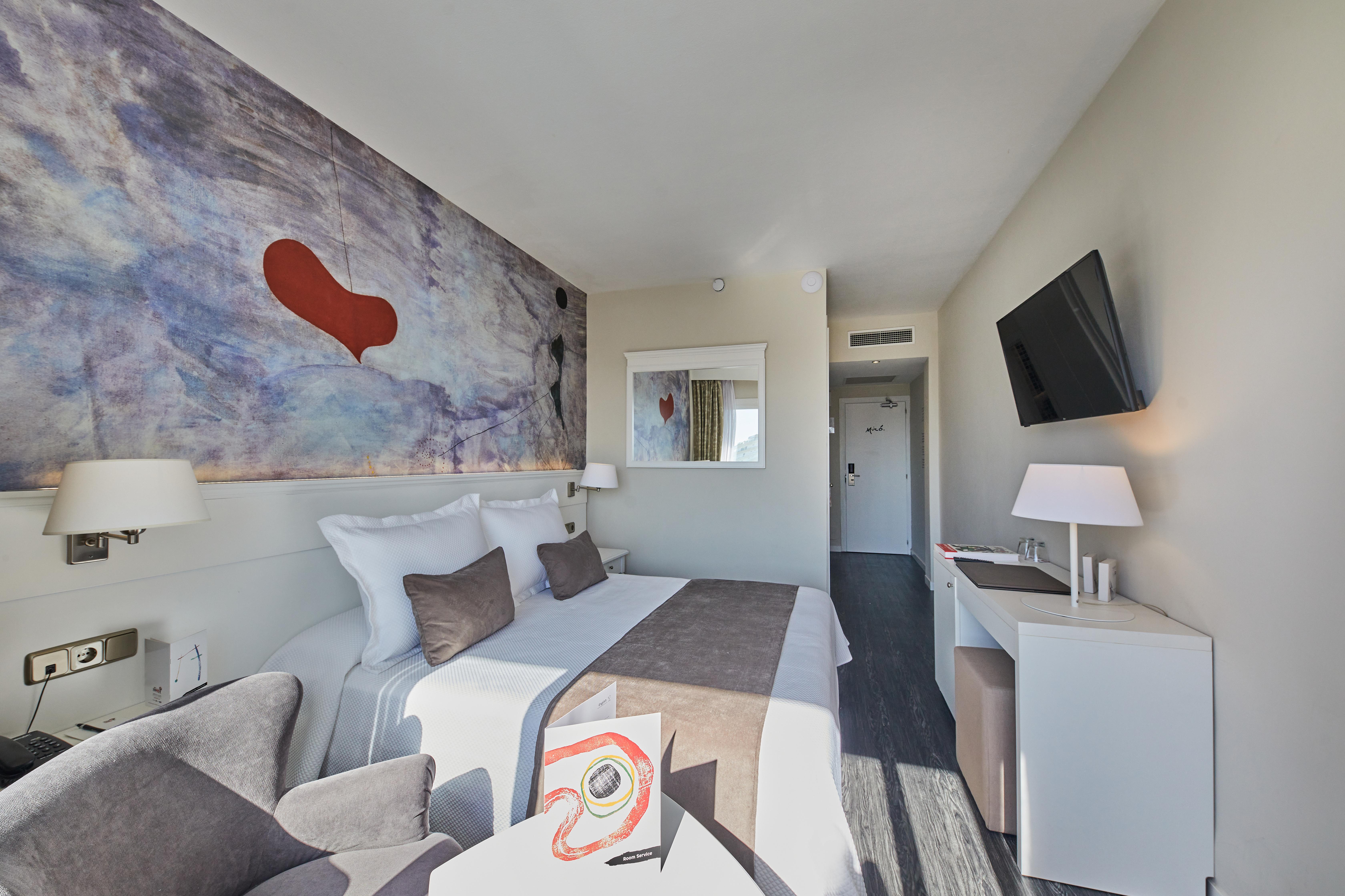 Hotel Joan Miro Museum Palma de Mallorca Exterior photo Example of a hotel room
