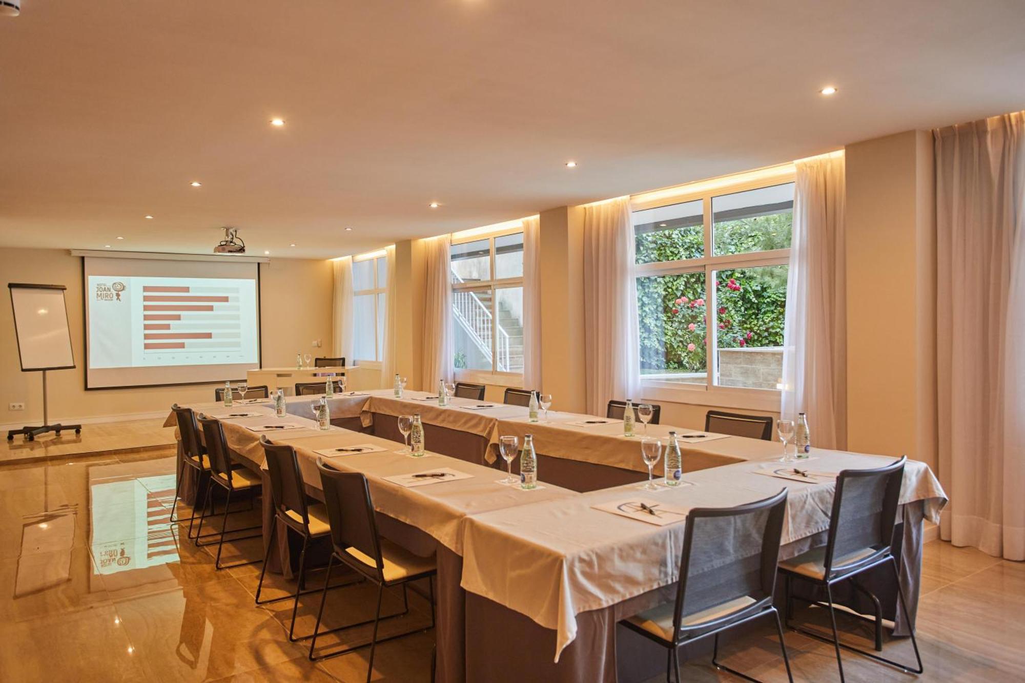 Hotel Joan Miro Museum Palma de Mallorca Exterior photo Meeting room